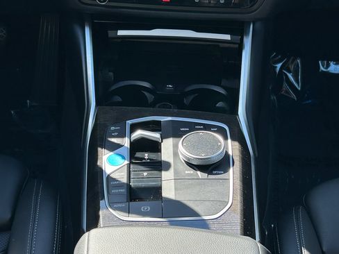 Used 2023 BMW i4 eDrive35 w/ Premium Package RWD image 27