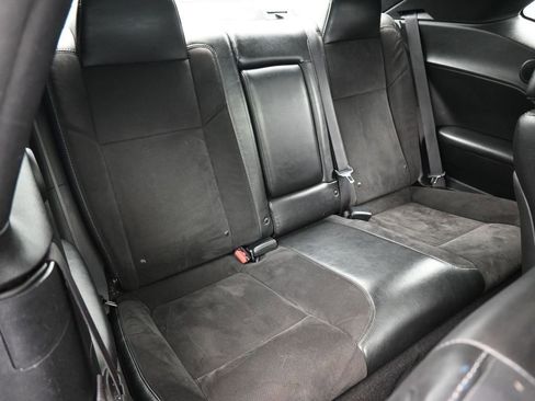 Used 2019 Dodge Challenger R/T Scat Pack w/ Shaker Package image 36