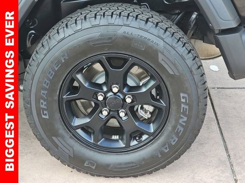 Used 2021 Jeep Wrangler Unlimited Sport image 36