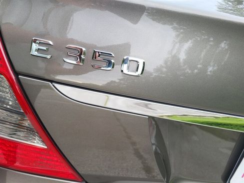 Used 2008 Mercedes-Benz E 350 Sedan image 30
