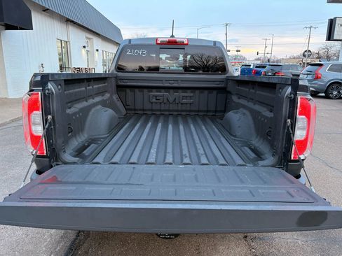 Used 2016 GMC Canyon SLT w/ Driver Alert Package image 8