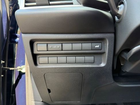 Used 2025 Mitsubishi Outlander SE AWD/4WD image 25