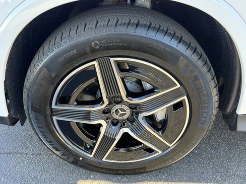 New 2026 Mercedes-Benz GLC 300 4MATIC image 7