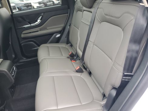 New 2026 Lincoln Corsair Premiere image 28