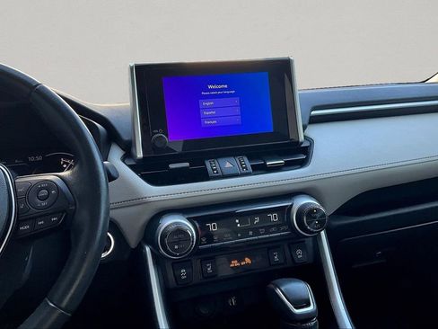 Certified 2023 Toyota RAV4 XLE Premium image 9