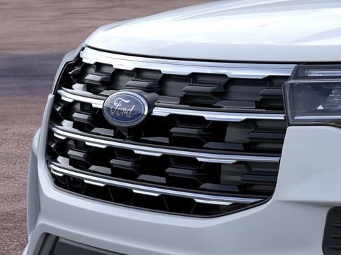 New 2026 Ford Explorer Active AWD/4WD image 17