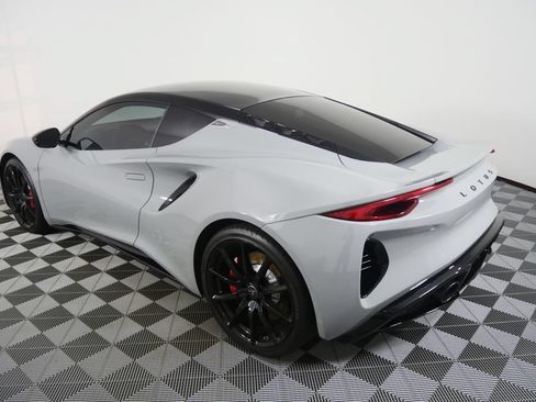 Used 2025 Lotus Emira RWD image 9