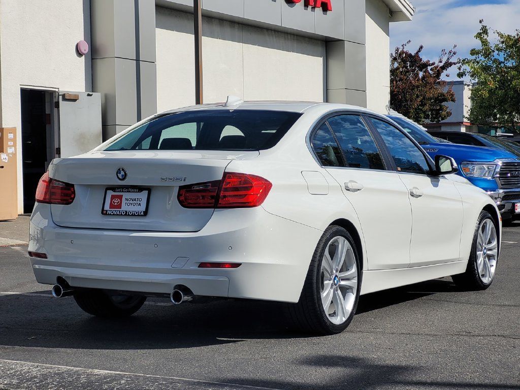 Used 2015 BMW 335i Sedan RWD image 4