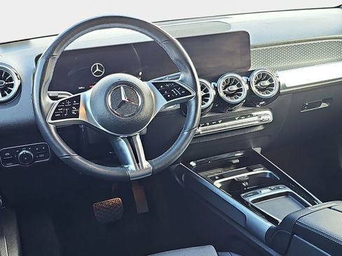 Used 2025 Mercedes-Benz GLB 250 GLB 250 image 20