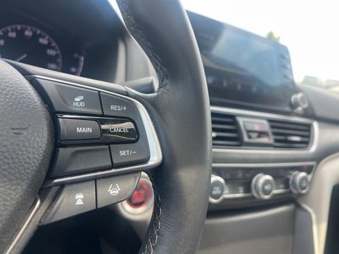 Used 2020 Honda Accord Touring image 22