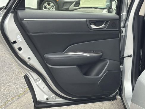 Used 2018 Honda Clarity Plug-In Hybrid image 27