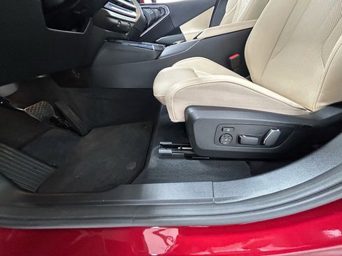 Used 2025 BMW X3 xDrive30i image 28