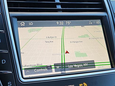 Used 2020 Lincoln Nautilus Reserve image 27