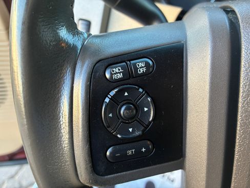 Used 2011 Ford F250 Lariat image 18