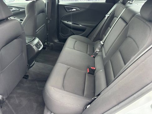 Used 2023 Chevrolet Malibu LT FWD image 15