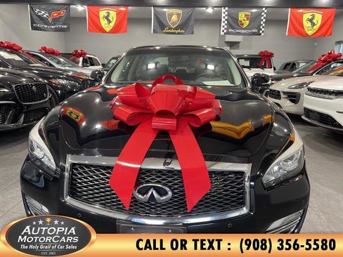 Used 2017 INFINITI Q70 3.7 image 10