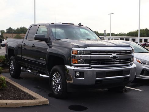Used 2017 Chevrolet Silverado 2500 LT w/ All Star Edition AWD/4WD image 3