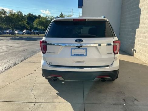 Used 2018 Ford Explorer Limited AWD/4WD image 11