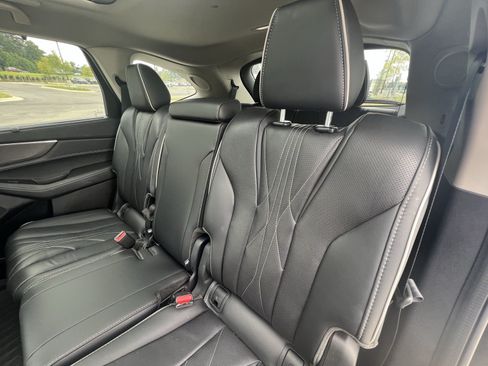 Used 2025 Acura MDX SH-AWD w/ Advance Package image 33