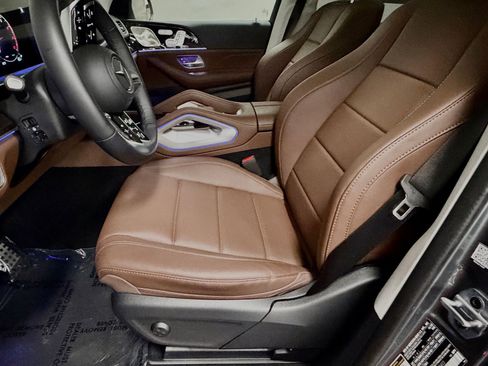 Used 2026 Mercedes-Benz GLS 450 4MATIC image 22