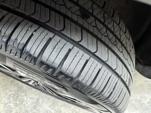 Used 2022 Ford Escape SE w/ SE Sport Appearance Package image 29