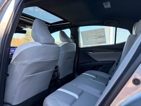 New 2026 Toyota Camry Hybrid image 16