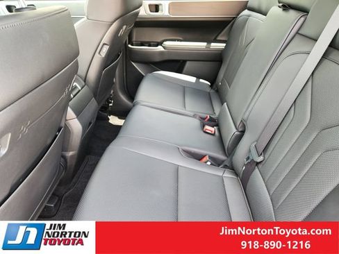 Used 2025 Hyundai Santa Fe XRT AWD/4WD image 30
