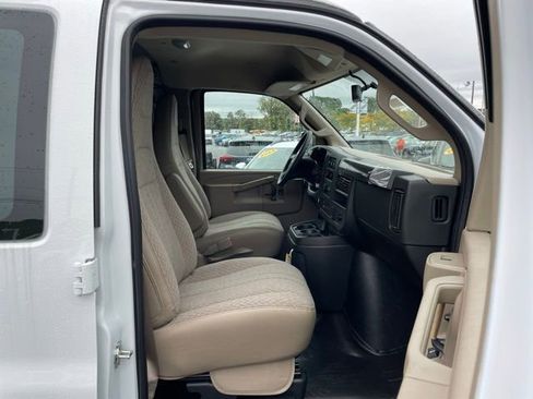 New 2025 Chevrolet Express 2500 w/ Driver Convenience Package image 10