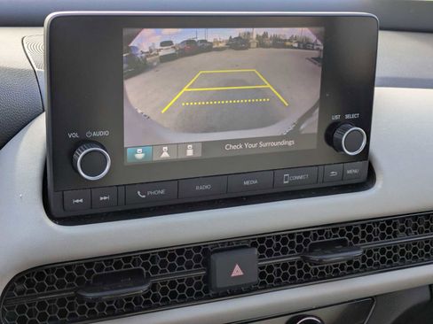 Certified 2023 Honda HR-V LX image 26