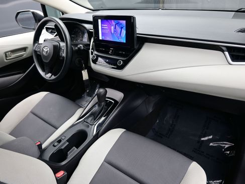 Used 2023 Toyota Corolla LE FWD image 14
