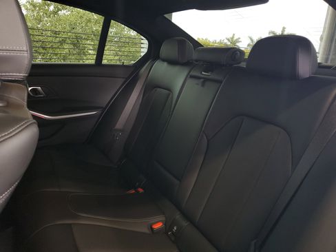 Used 2025 BMW M340i RWD image 8