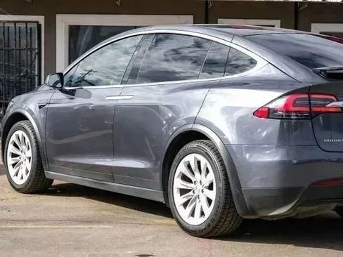 Used 2018 Tesla Model X 100D image 20