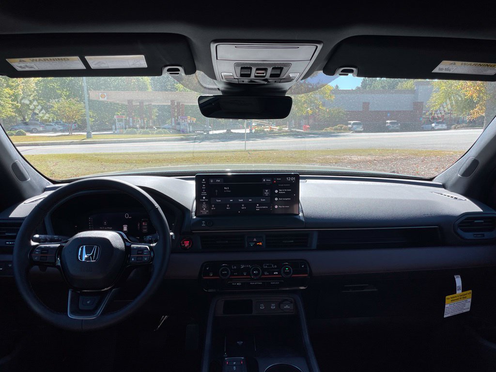 New 2026 Honda Pilot TrailSport image 10