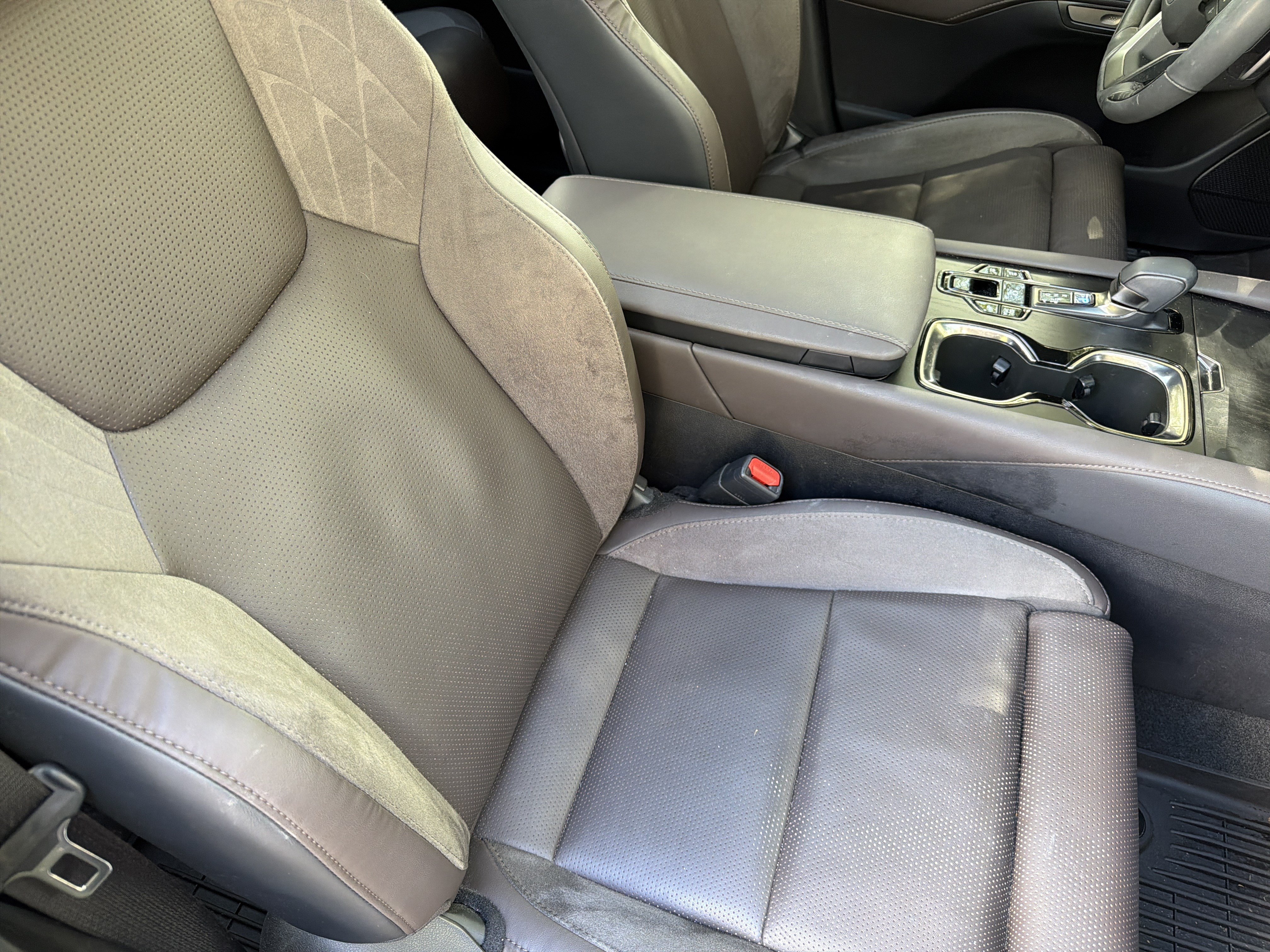 Certified 2024 Lexus RX 350 AWD w/ Convenience Package image 40