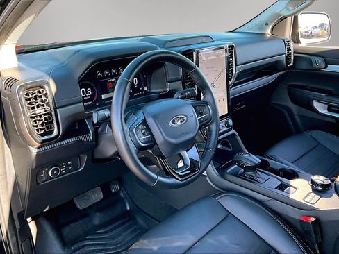 Used 2024 Ford Ranger Lariat w/ FX4 Off-Road Package image 18