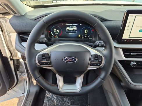 New 2026 Ford Explorer Active AWD/4WD image 14