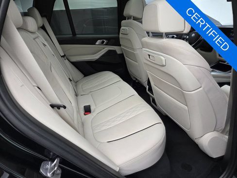 Certified 2024 BMW X5 sDrive40i w/ Premium Package RWD image 17