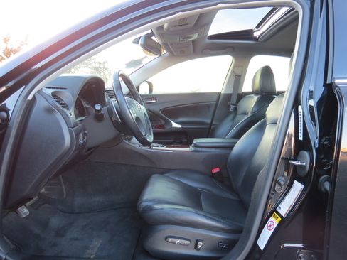 Used 2008 Lexus IS 250 image 36