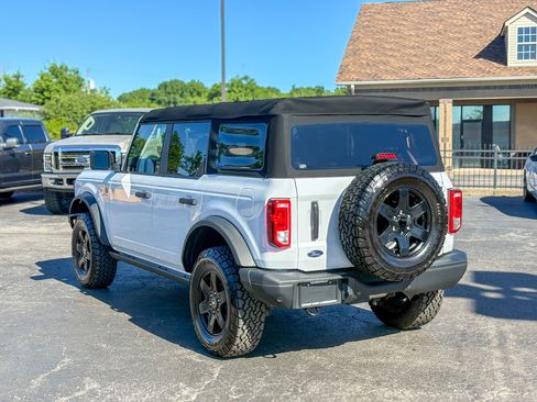 Used 2024 Ford Bronco Black Diamond AWD/4WD image 13