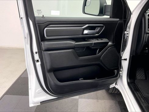 Used 2025 RAM 1500 Big Horn AWD/4WD image 25