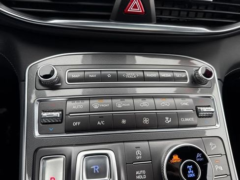 Used 2023 Hyundai Santa Fe Calligraphy image 32