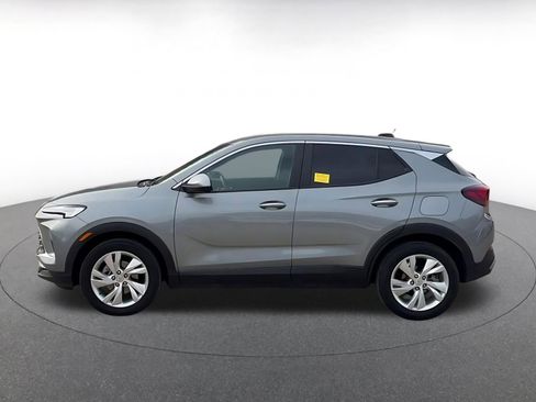 Used 2025 Buick Encore GX Preferred image 9