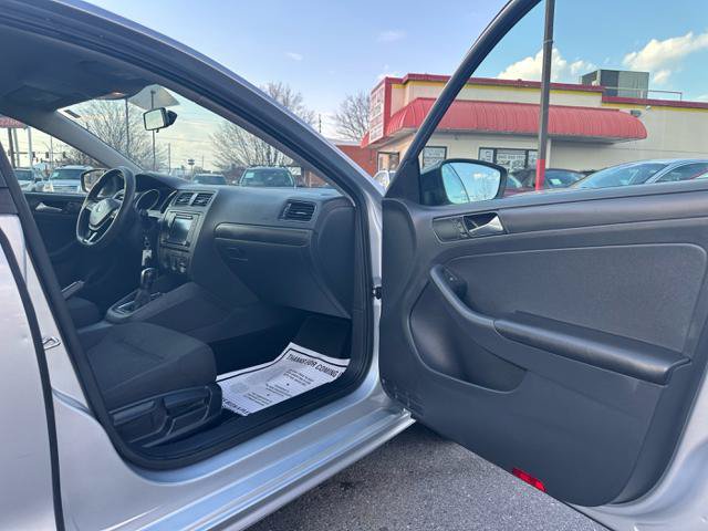 Used 2016 Volkswagen Jetta S FWD image 21