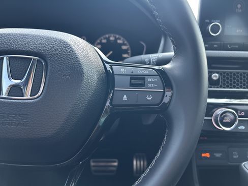 Used 2025 Honda Civic Sport image 15