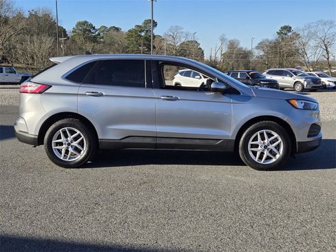 Used 2024 Ford Edge SEL image 6
