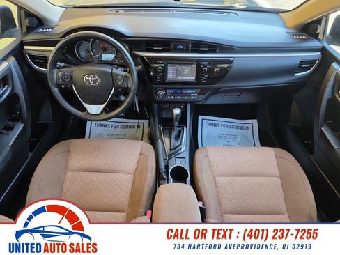 Used 2015 Toyota Corolla LE FWD image 14