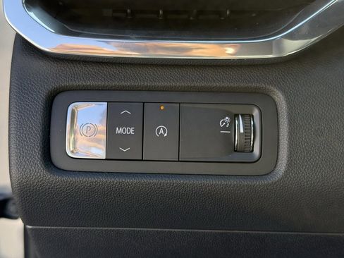 New 2025 GMC Acadia Elevation w/ Elevation Premium Package image 18