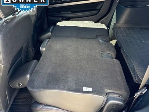 Used 2018 Ford Explorer XLT w/ Equipment Group 202A AWD/4WD image 11
