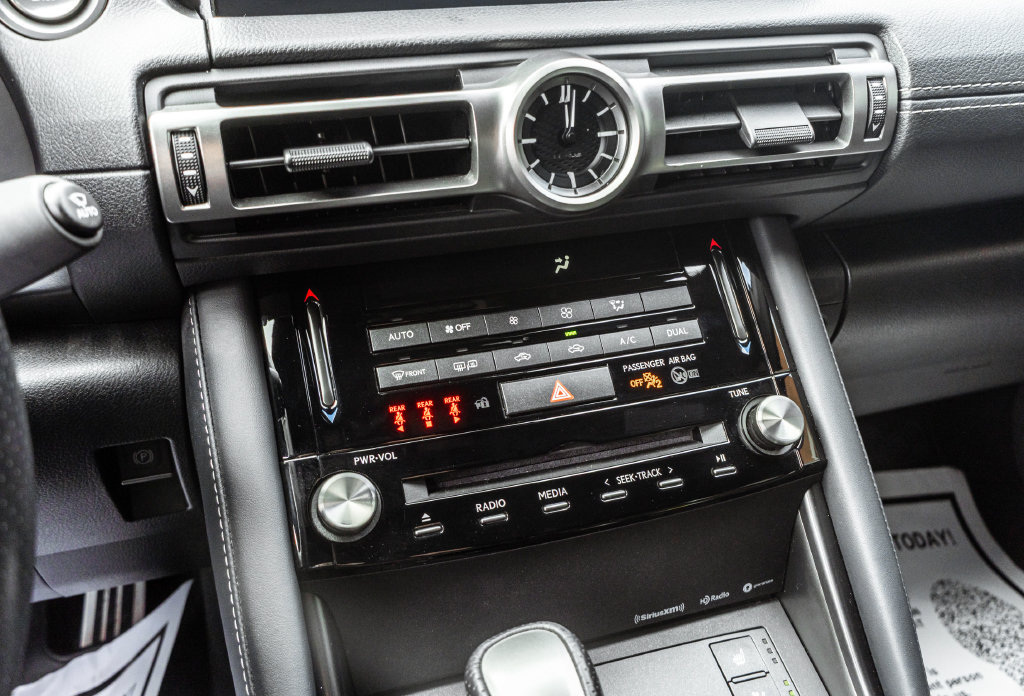 Used 2022 Lexus IS 300 F Sport AWD/4WD image 20