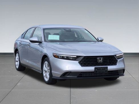 Used 2024 Honda Accord LX image 8